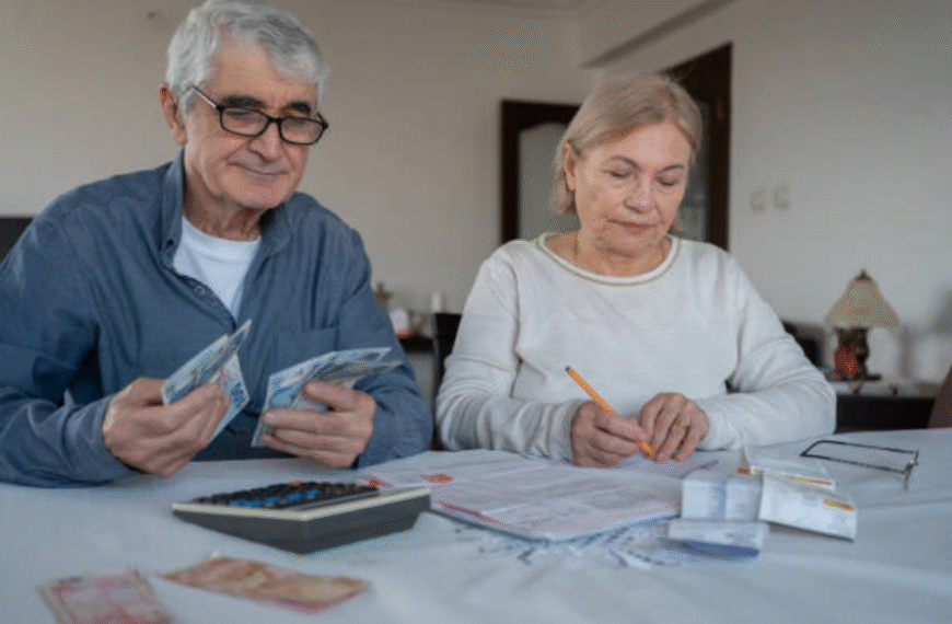 How Does Reverse Mortgage Work? A Complete Guide for Seniors 