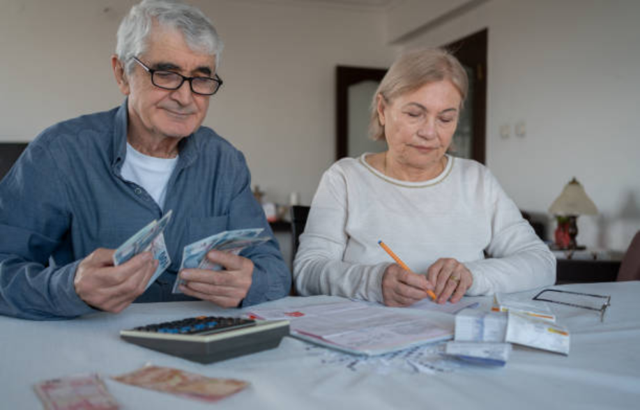 How Does Reverse Mortgage Work? A Complete Guide for Seniors 