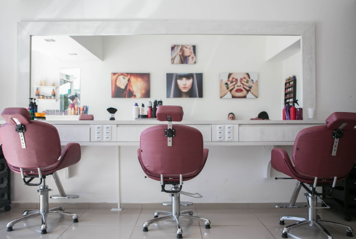 Choosing a Reliable Spa Equipment Manufacturer for Your Salon